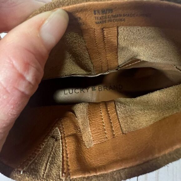 Lucky Brand Jicole Brown Suede Slip On Heeled Boots New Condition Size 8.5 - Picture 6 of 9